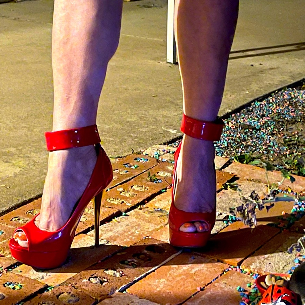 Gorgeous Golden Heeled Red “Cupid” Designer Shoes.